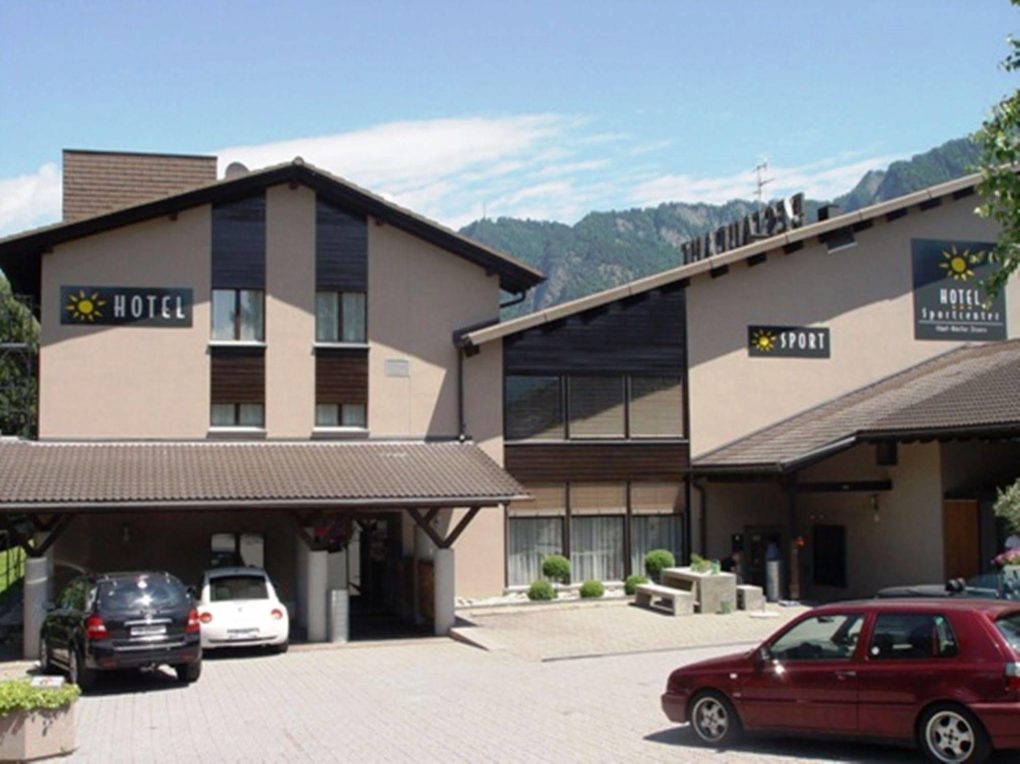 Hotel Sportcenter Fuenf Doerfer Ag Zizers 외부 사진